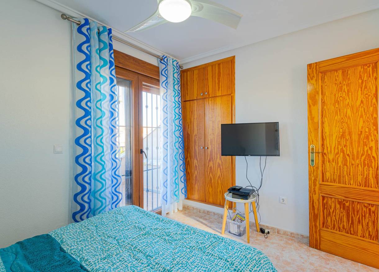 Bestaand - Townhouse / Semi-detached - Orihuela Costa - Playa Flamenca