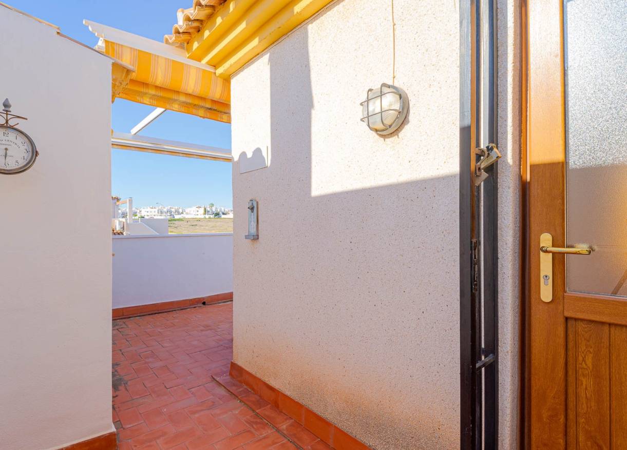 Bestaand - Townhouse / Semi-detached - Orihuela Costa - Playa Flamenca