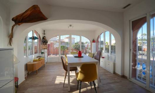 Bestaand - Villa - Denia