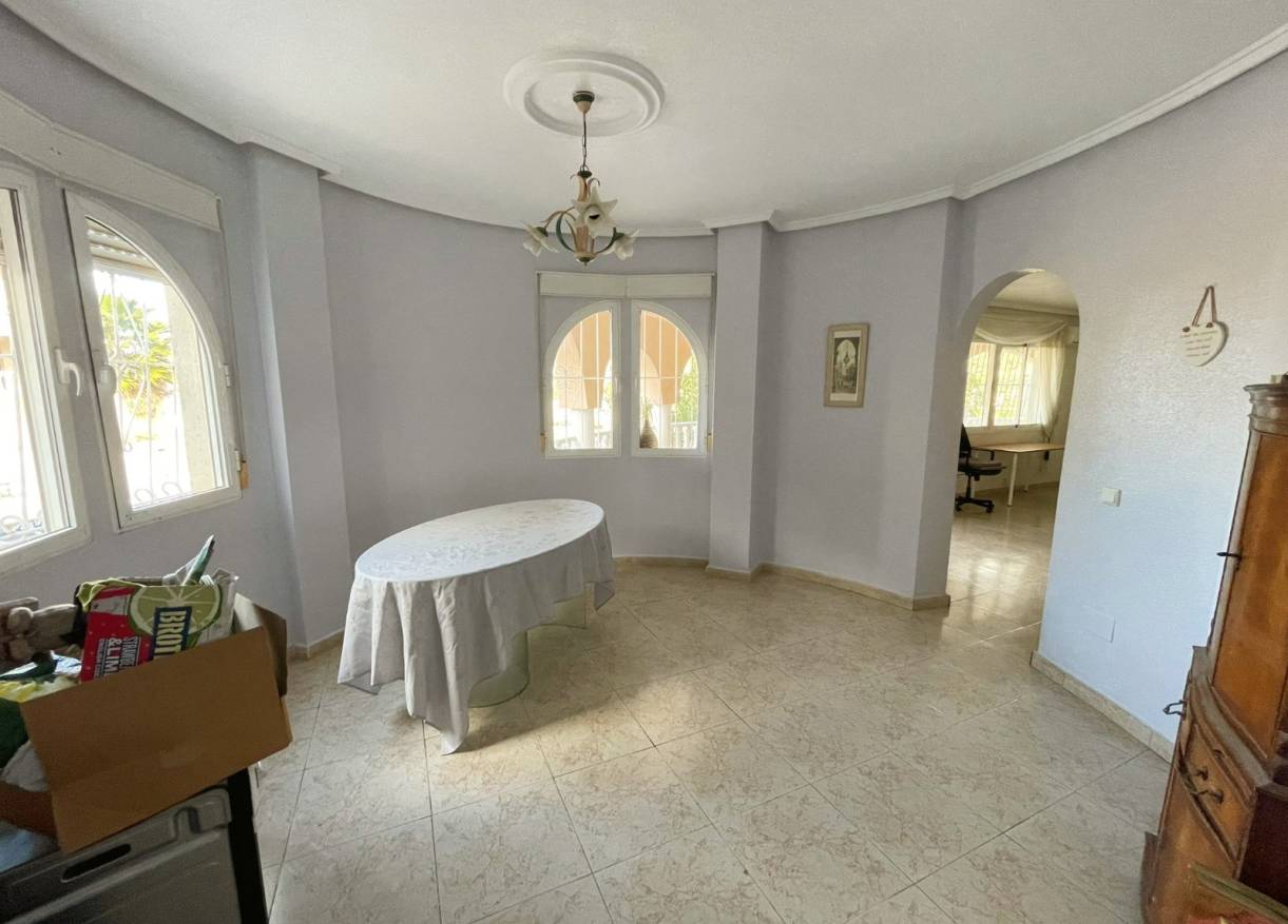Bestaand - Villa - Ciudad Quesada - Upper Golf