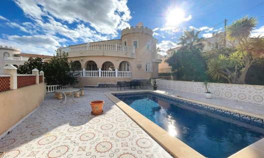Bestaand - Villa - Ciudad Quesada - Upper Golf