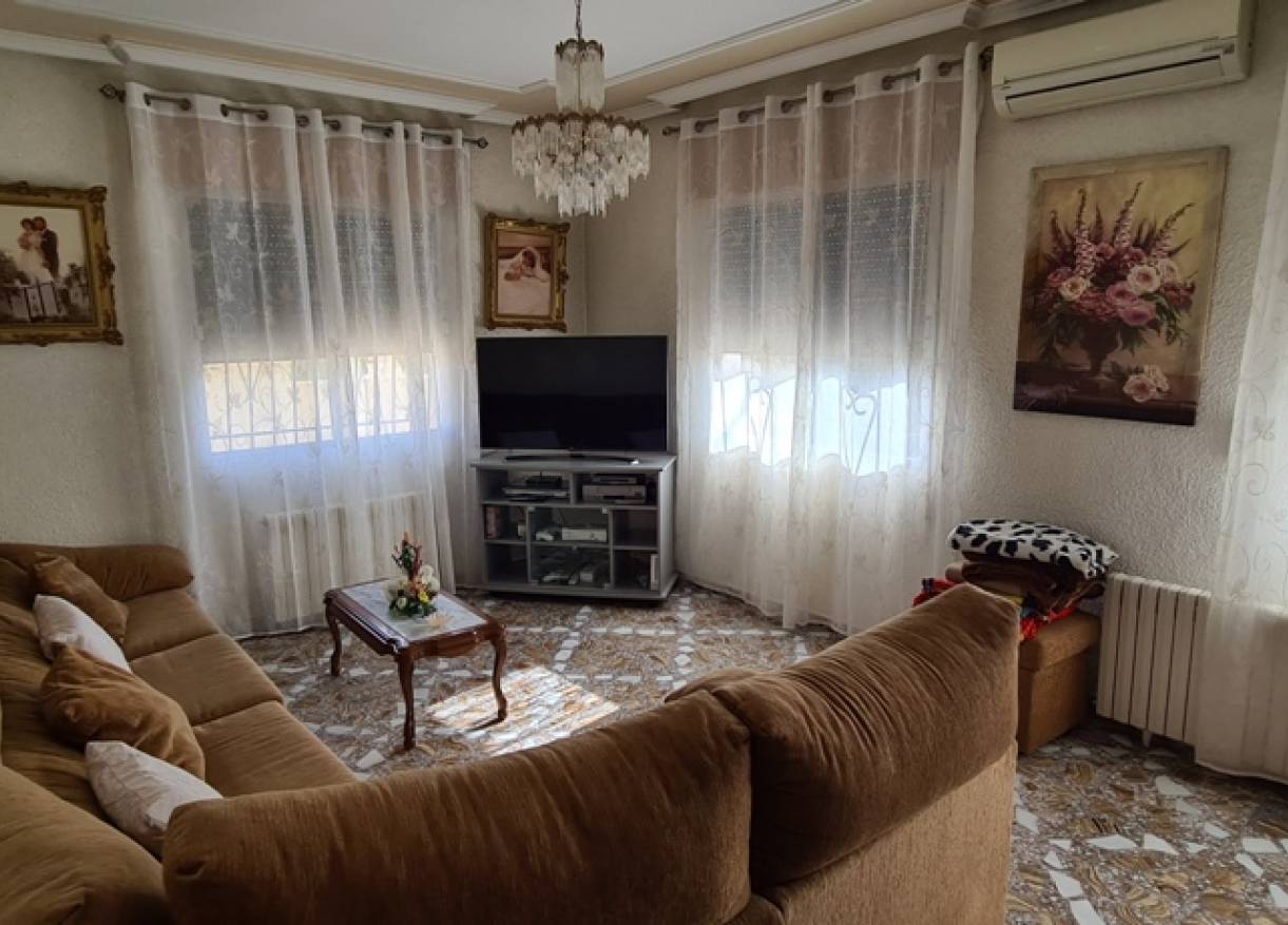 Bestaand - Villa - Orihuela Costa - Orihuela