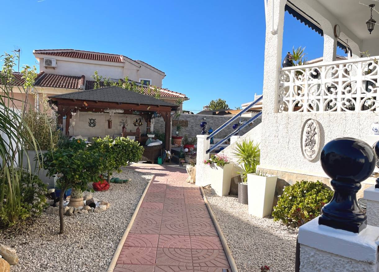 Bestaand - Villa - Ciudad Quesada - Central Quesada