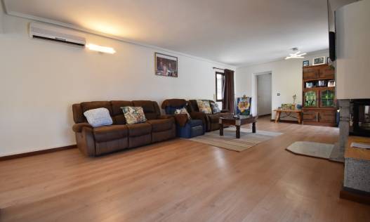 Bestaand - Villa - Orihuela Costa - Villamartin