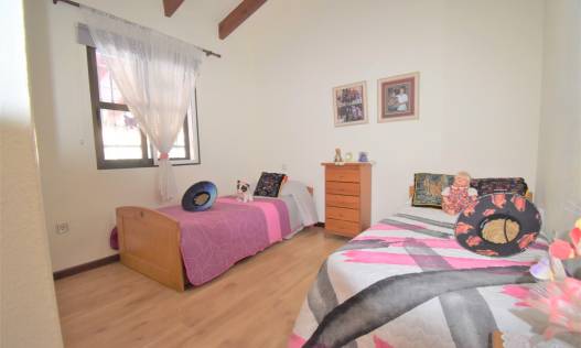 Bestaand - Villa - Orihuela Costa - Villamartin