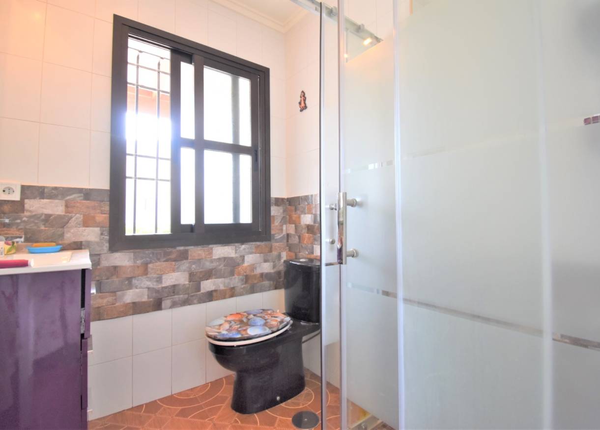 Bestaand - Villa - Orihuela Costa - Villamartin