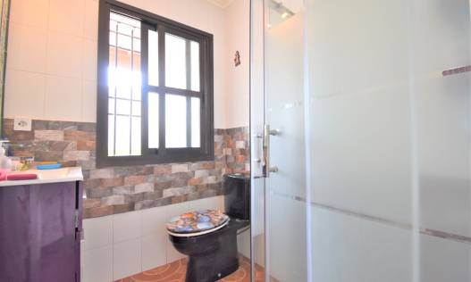 Bestaand - Villa - Orihuela Costa - Villamartin