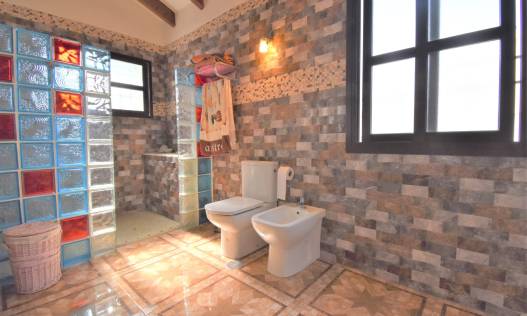 Bestaand - Villa - Orihuela Costa - Villamartin