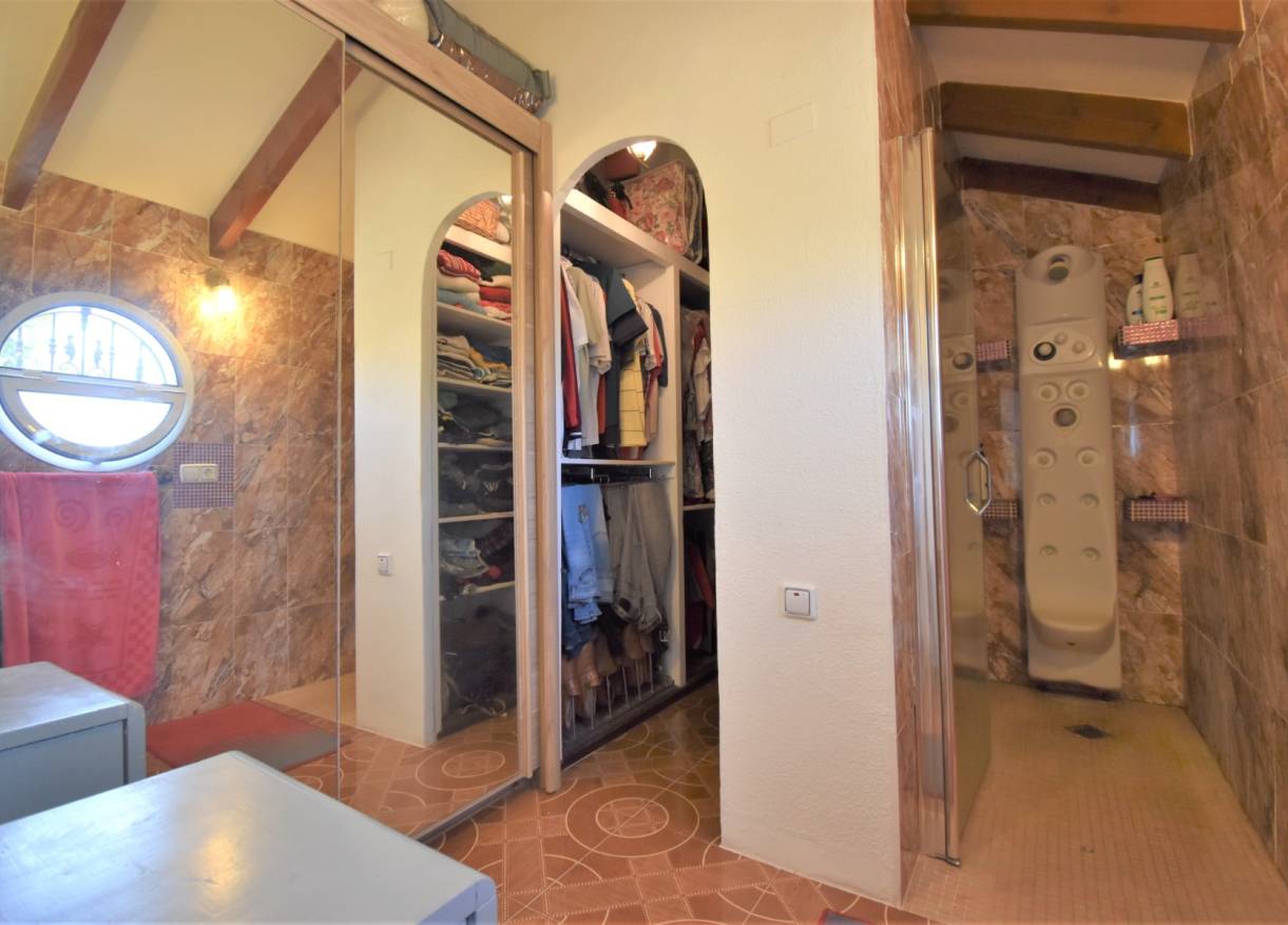 Bestaand - Villa - Orihuela Costa - Villamartin
