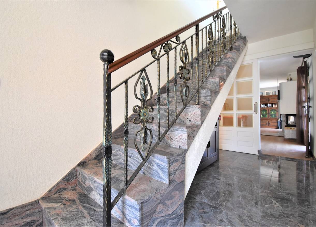 Bestaand - Villa - Orihuela Costa - Villamartin