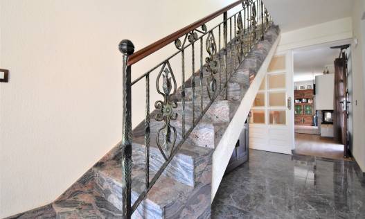 Bestaand - Villa - Orihuela Costa - Villamartin