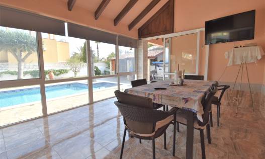 Bestaand - Villa - Orihuela Costa - Villamartin