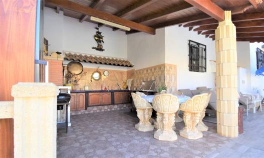 Bestaand - Villa - Orihuela Costa - Villamartin