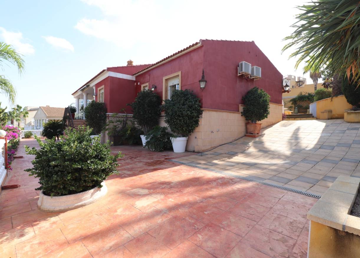 Bestaand - Villa - Algorfa - Lomas de La Juliana