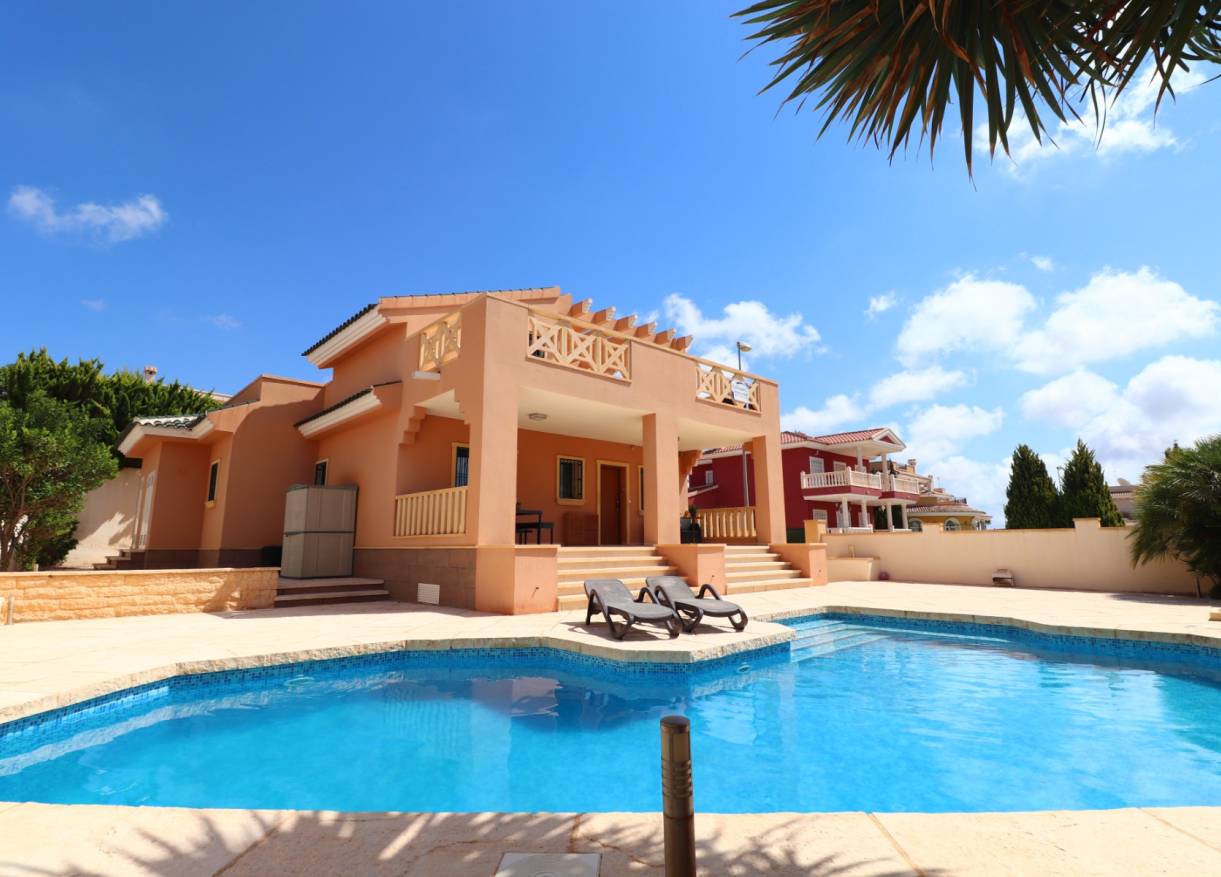Bestaand - Villa - Ciudad Quesada - La Fiesta