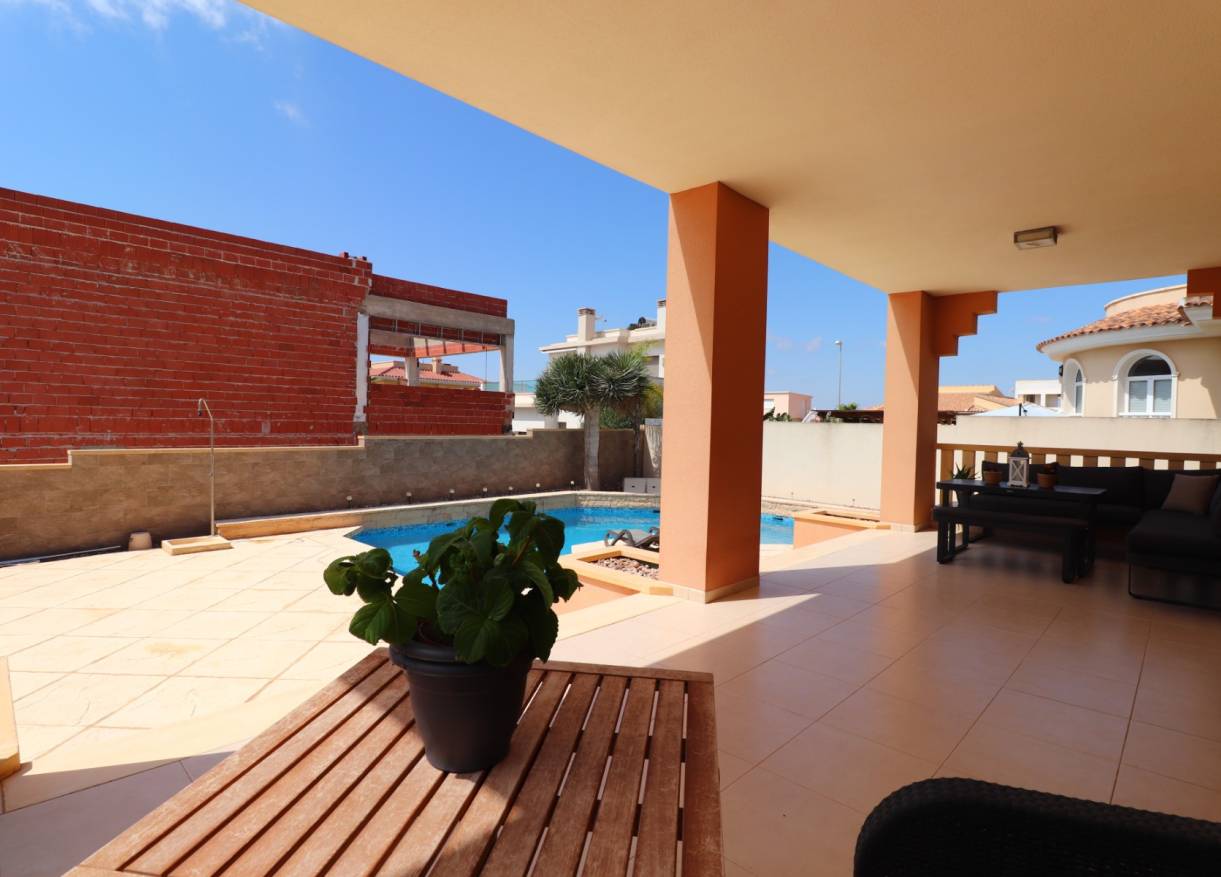 Bestaand - Villa - Ciudad Quesada - La Fiesta