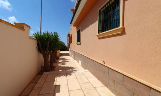 Bestaand - Villa - Ciudad Quesada - La Fiesta