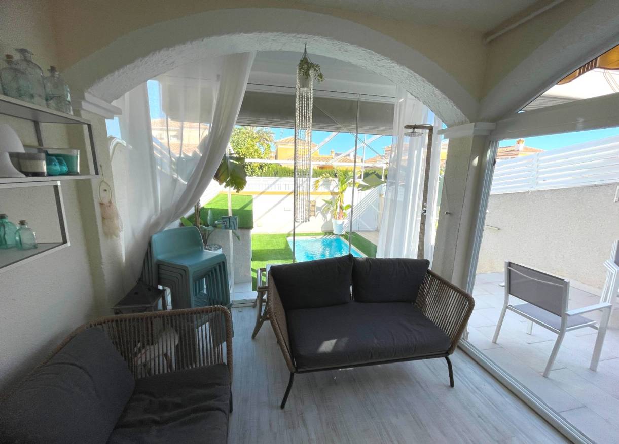 Bestaand - Townhouse / Semi-detached - Torre de la Horadada - Torre de La Horadada - Town