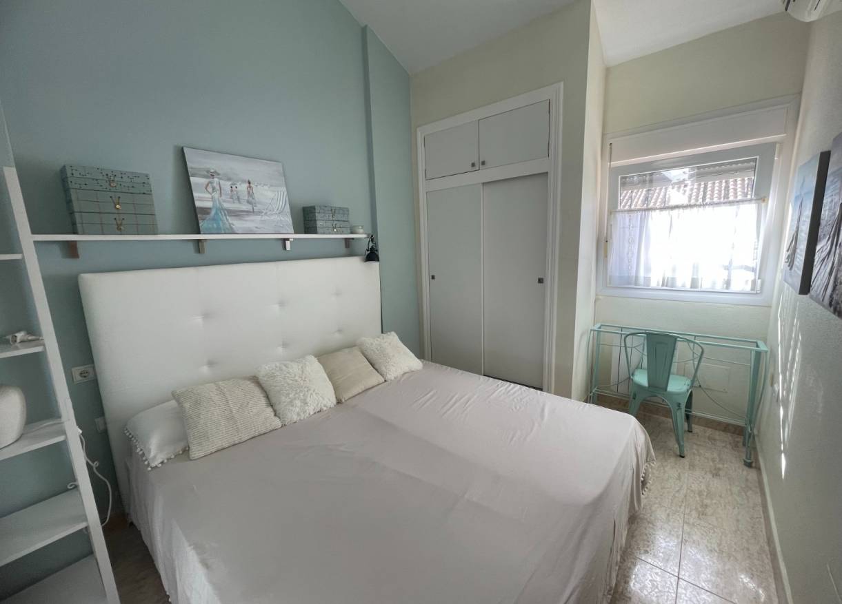 Bestaand - Townhouse / Semi-detached - Torre de la Horadada - Torre de La Horadada - Town