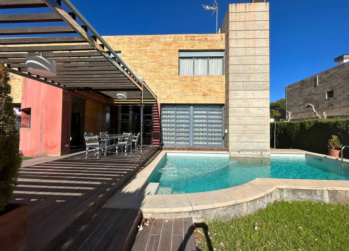 Bestaand - Villa - Orihuela Costa - Dehesa de Campoamor