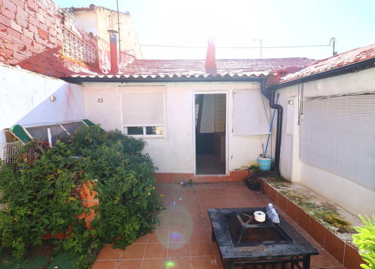 Bestaand - Townhouse / Semi-detached - Benijófar - Benijofar - Village