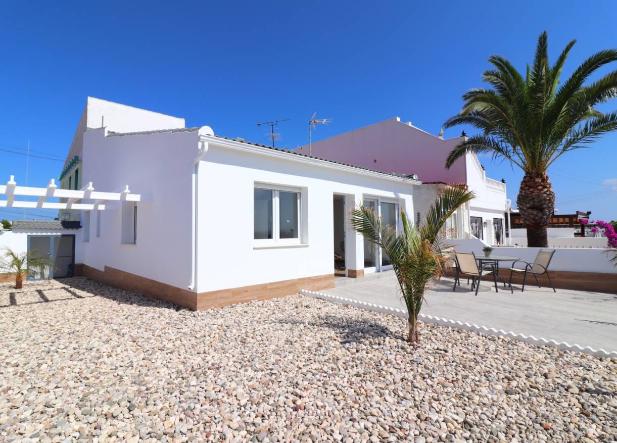 Bestaand - Townhouse / Semi-detached - Ciudad Quesada - Ciudad Quesada - Town