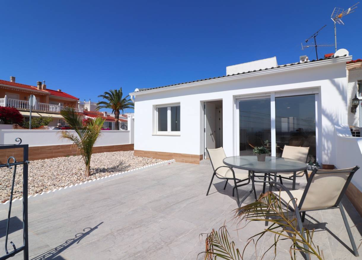 Bestaand - Townhouse / Semi-detached - Ciudad Quesada - Ciudad Quesada - Town