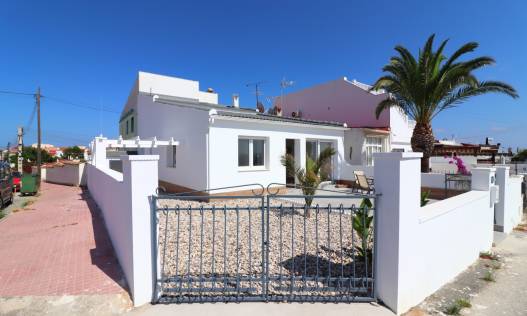 Bestaand - Townhouse / Semi-detached - Ciudad Quesada - Ciudad Quesada - Town