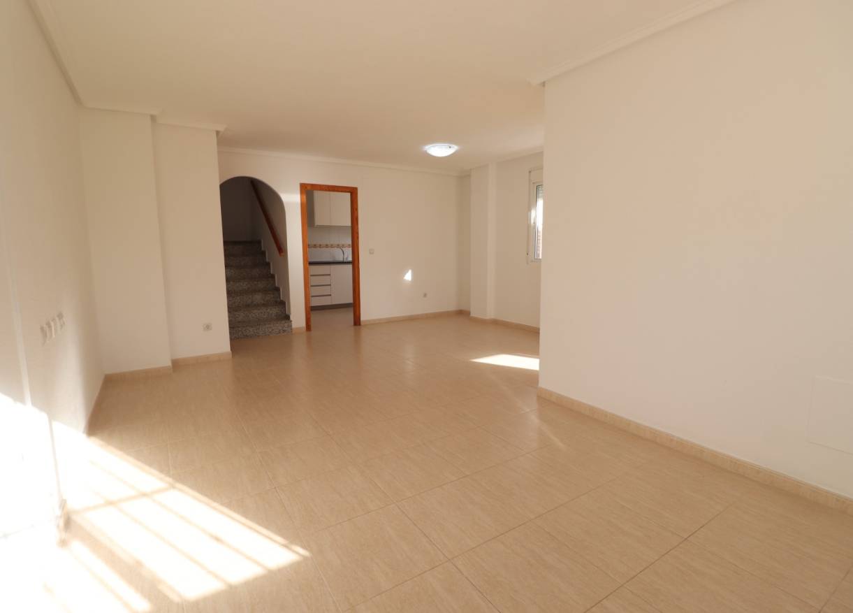Bestaand - Townhouse / Semi-detached - Ciudad Quesada - Lo Marabu