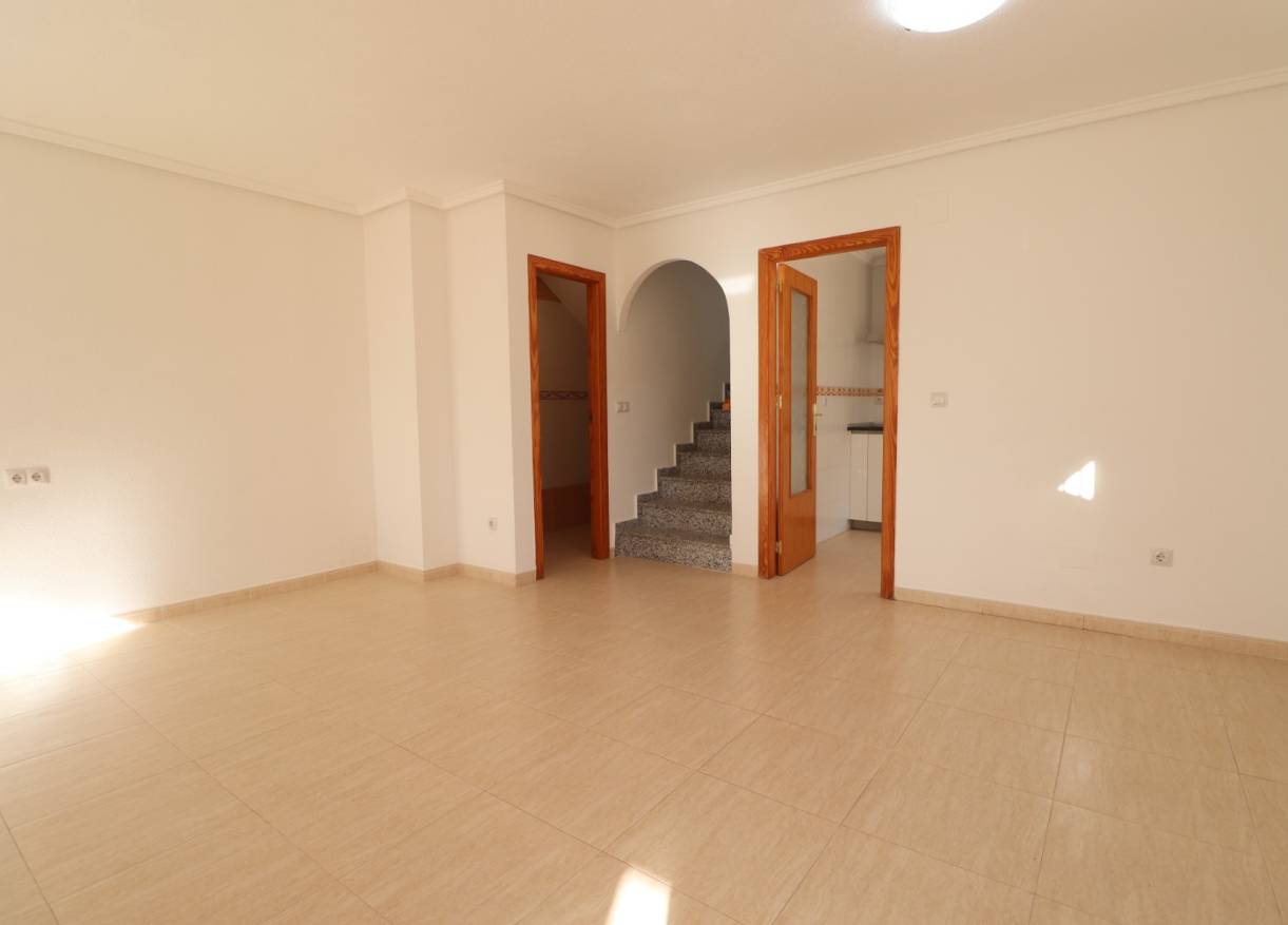 Bestaand - Townhouse / Semi-detached - Ciudad Quesada - Lo Marabu