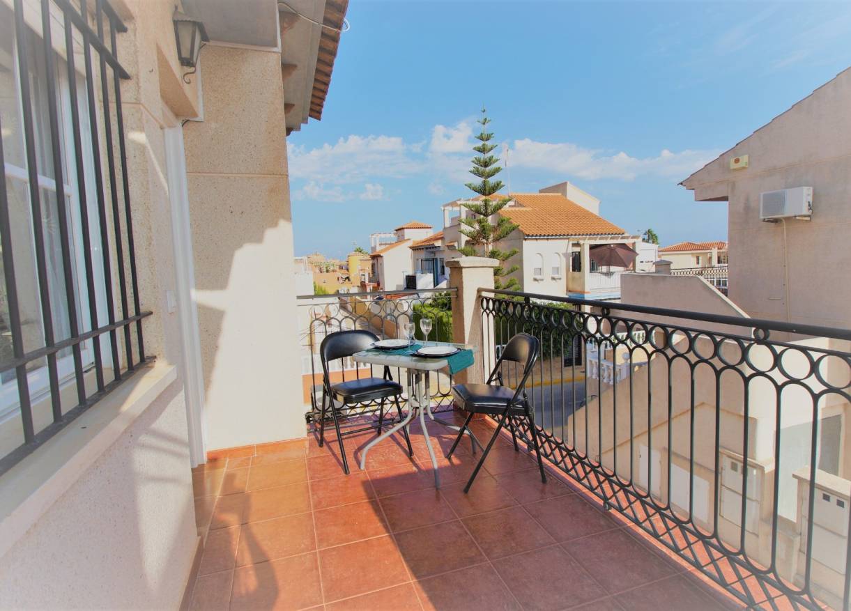 Bestaand - Townhouse / Semi-detached - Orihuela Costa - Playa Flamenca