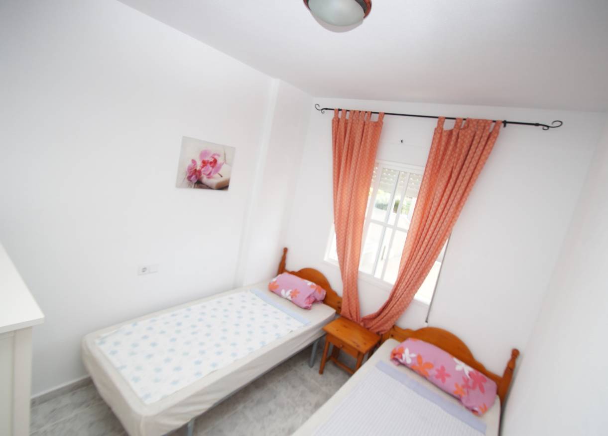 Bestaand - Townhouse / Semi-detached - Orihuela Costa - Playa Flamenca