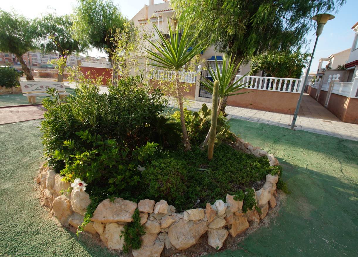 Bestaand - Townhouse / Semi-detached - Orihuela Costa - Playa Flamenca