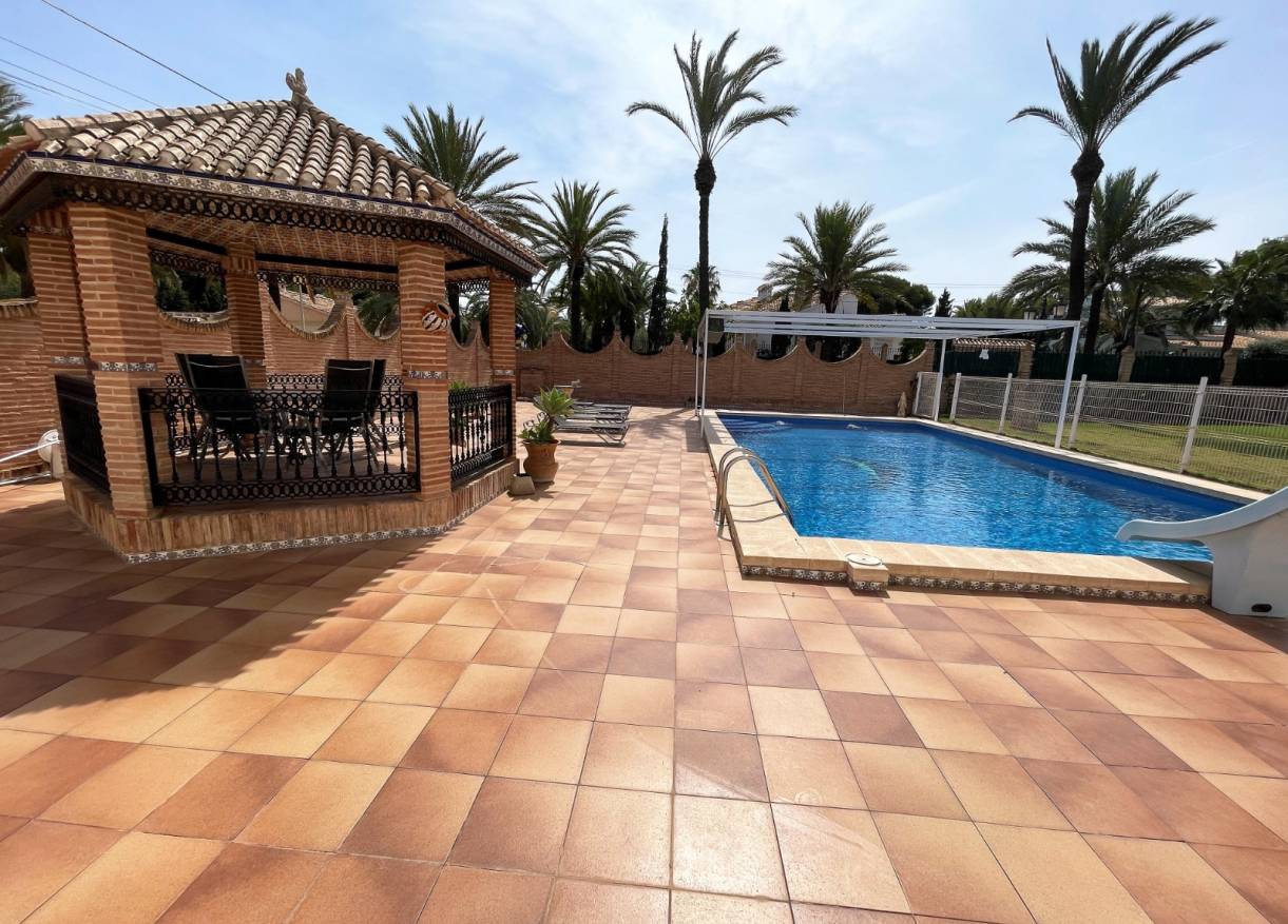Bestaand - Villa - Orihuela Costa - Cabo Roig