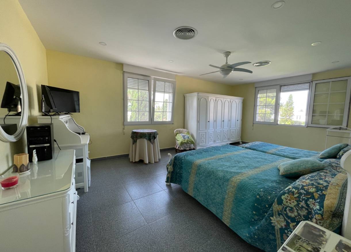 Bestaand - Villa - Orihuela Costa - Cabo Roig