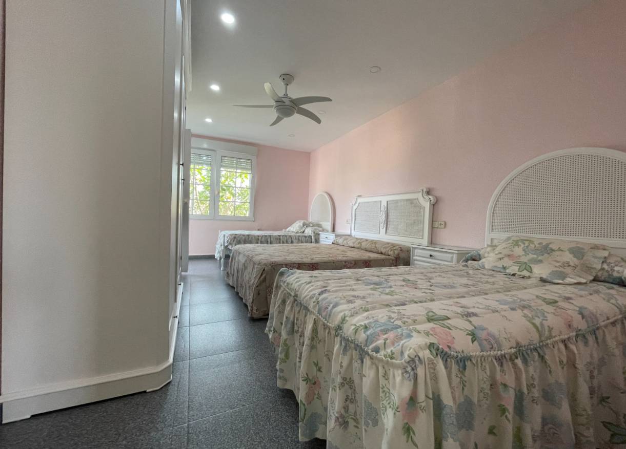 Bestaand - Villa - Orihuela Costa - Cabo Roig