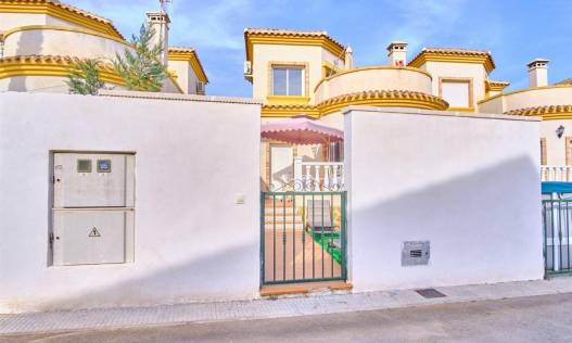 Bestaand - Villa - Los Montesinos - La Herrada