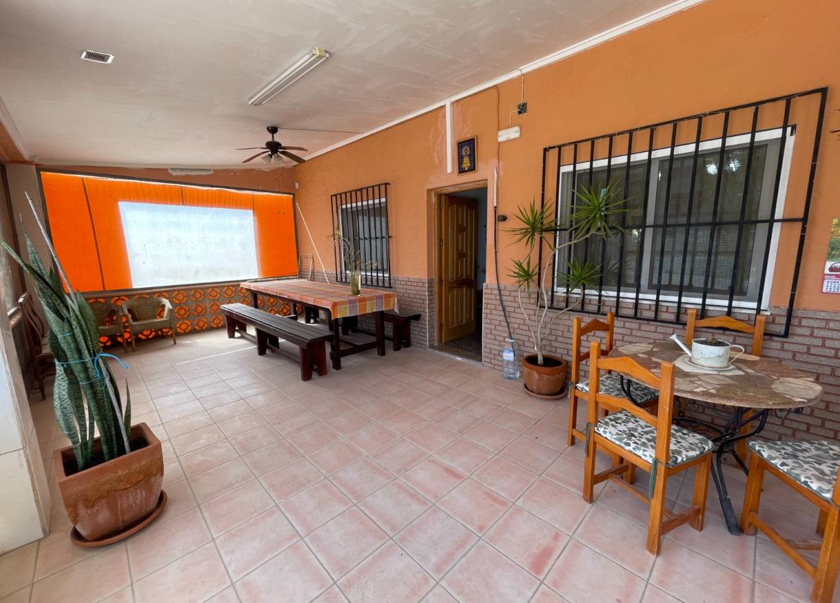 Bestaand - Villa - Guardamar del segura - Valencian Community