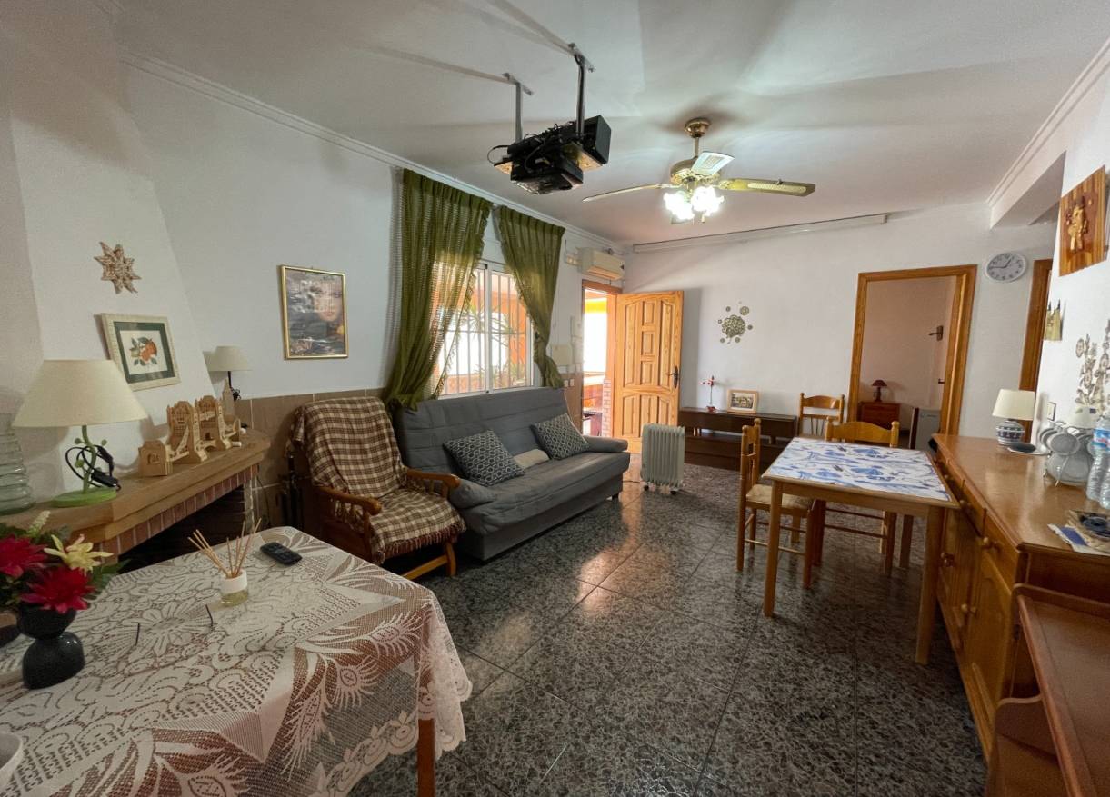 Bestaand - Villa - Guardamar del segura - Valencian Community