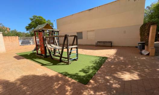 Bestaand - Townhouse / Semi-detached - Elche - Center