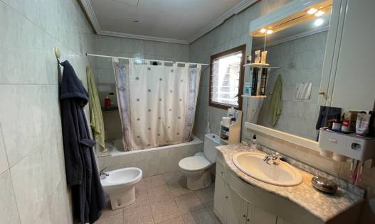 Bestaand - Townhouse / Semi-detached - Benejúzar - Comunidad Valenciana