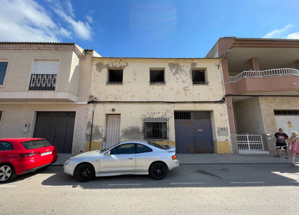 Bestaand - Townhouse / Semi-detached - Benejúzar - Comunidad Valenciana