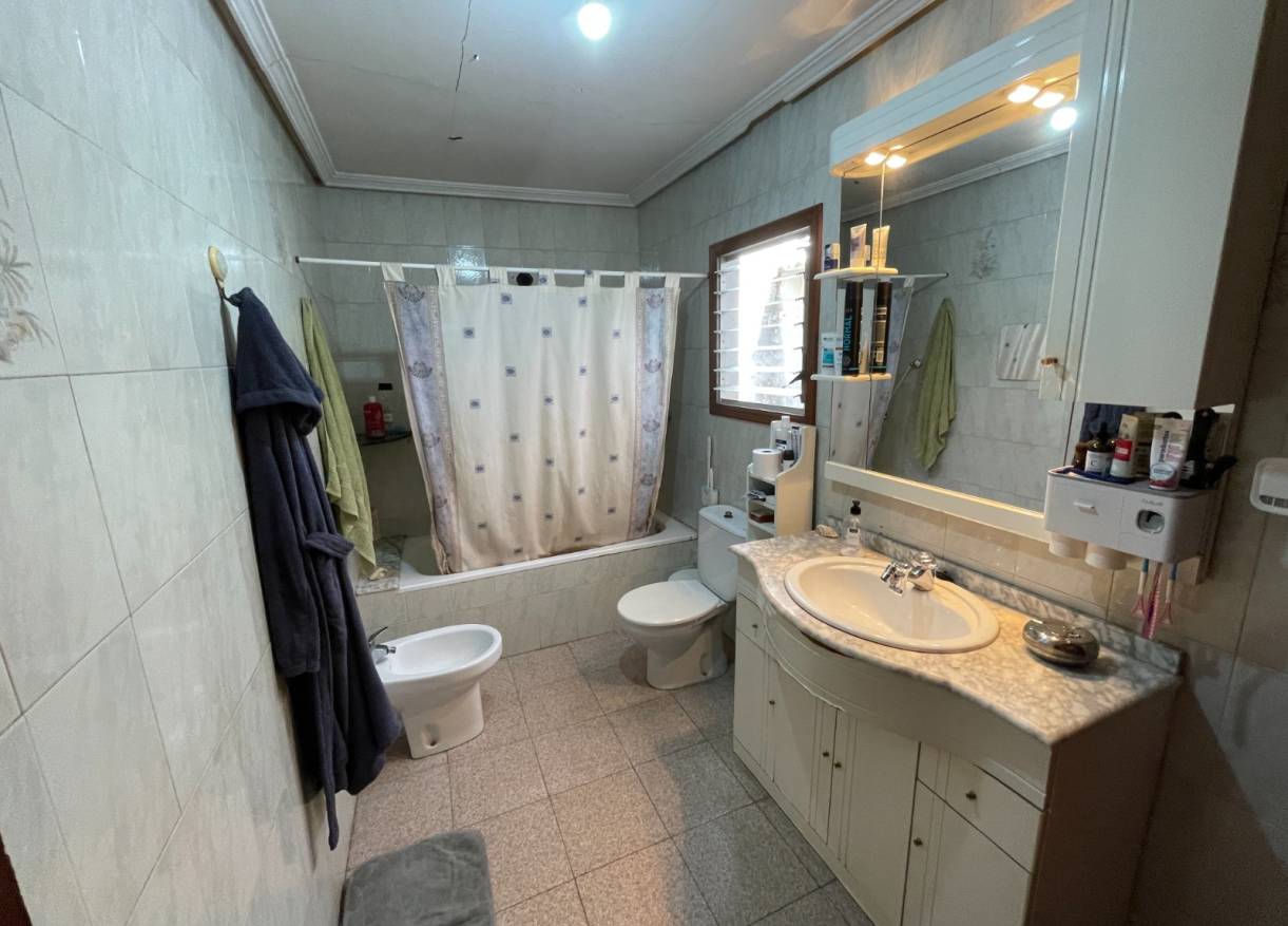 Bestaand - Townhouse / Semi-detached - Benejúzar - Comunidad Valenciana
