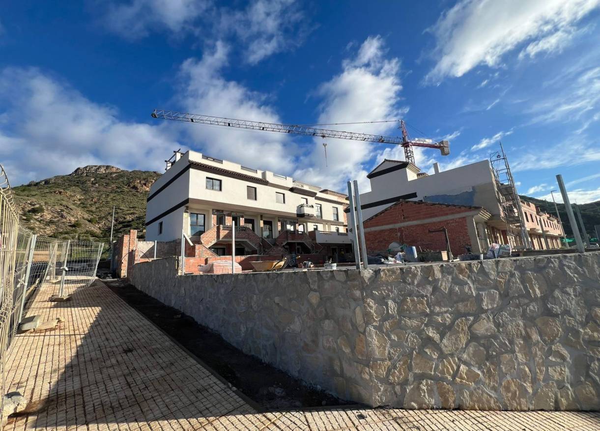 Nieuwbouw - Townhouse / Semi-detached - La Union - centro
