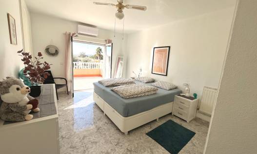 Bestaand - Villa - Benijófar - Monte Azul/ El Dorado