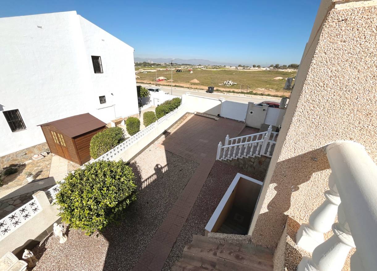 Bestaand - Villa - Benijófar - Monte Azul/ El Dorado