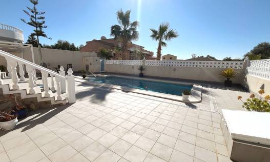 Bestaand - Villa - Benijófar - Monte Azul/ El Dorado