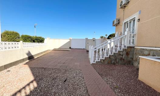 Bestaand - Villa - Benijófar - Monte Azul/ El Dorado