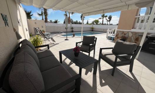 Bestaand - Villa - Benijófar - Monte Azul/ El Dorado