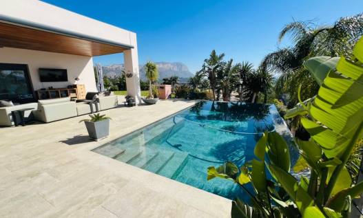 Bestaand - Villa - Denia